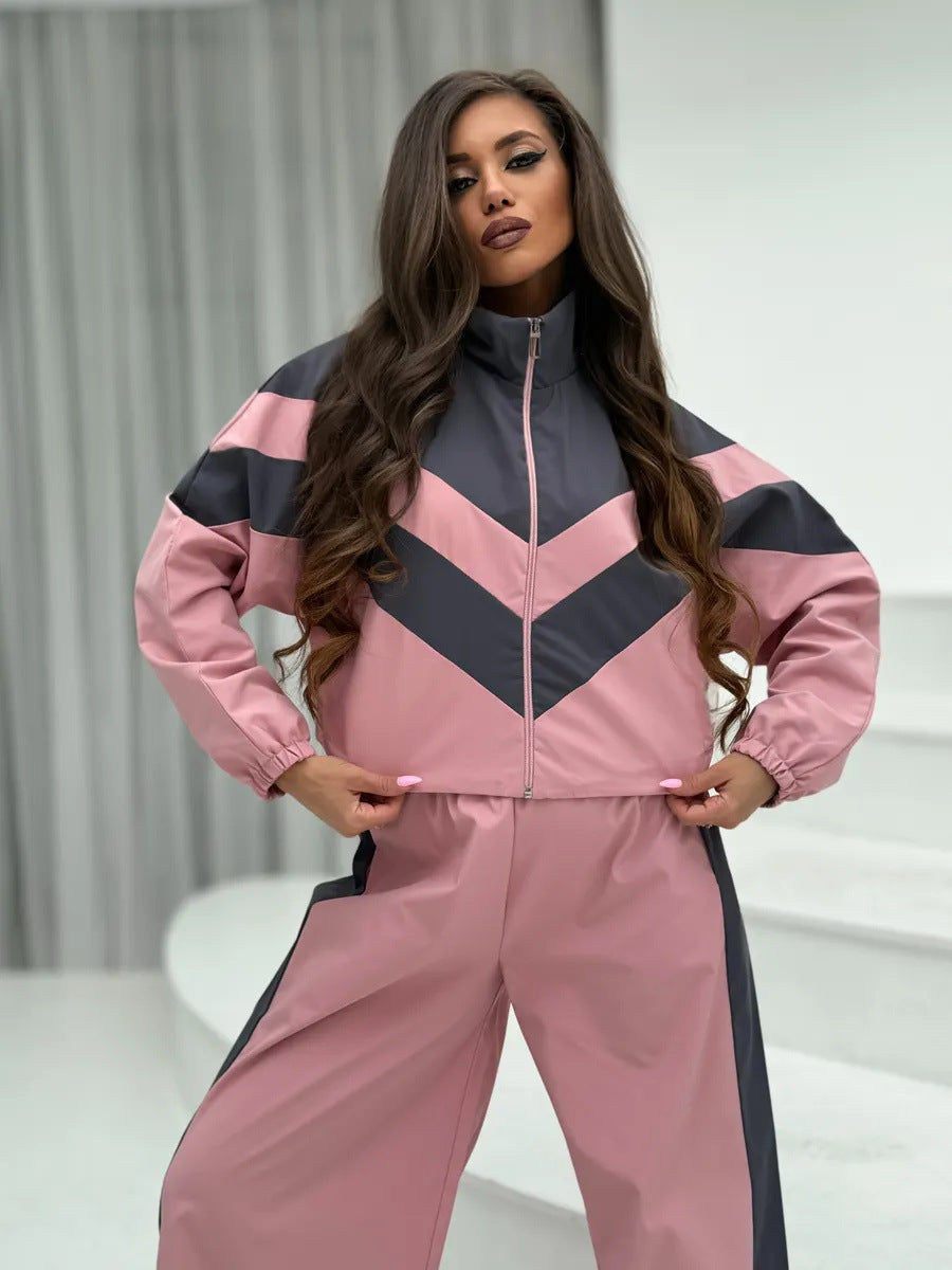 Damen Sportanzug Modernes Design Grafische Details