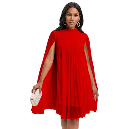 Damen Plisseekleid mit Kapuze und schwingendem Schnitt