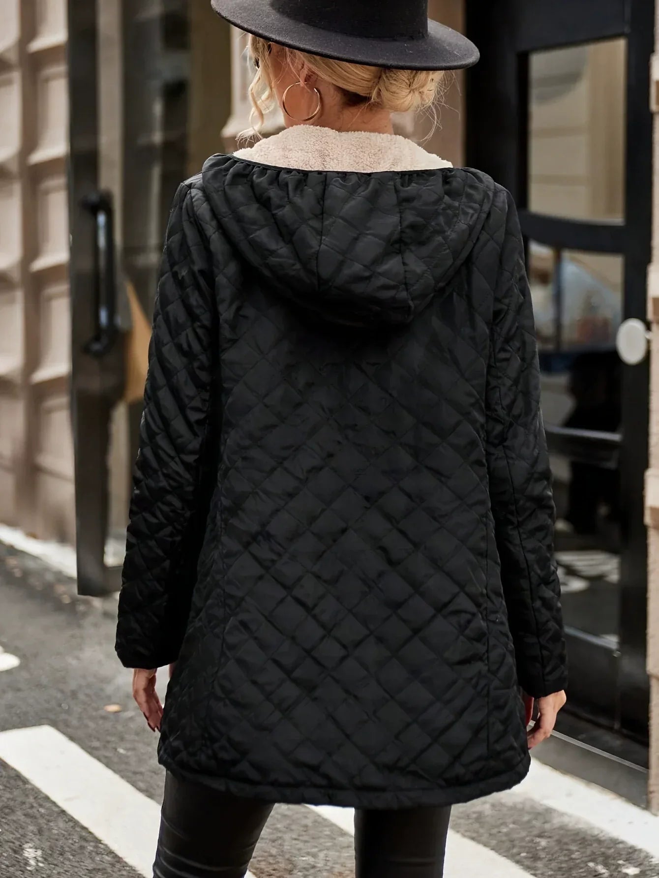 Damen Steppjacke mit Kapuze Fleecefutter Relaxed Fit
