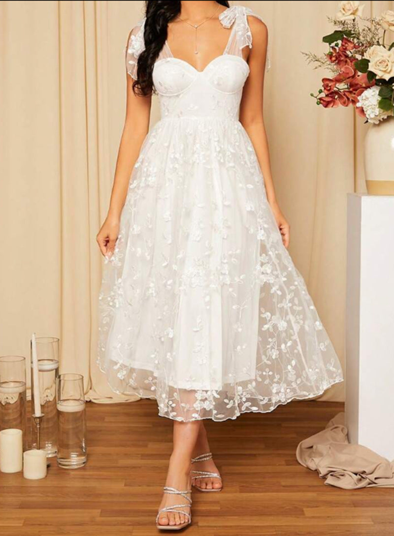 Damen Midikleid mit Blumenapplikationen Norvielle