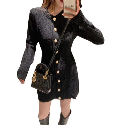 Damen Strickkleid mit Zopfmuster und Knöpfen Norvielle