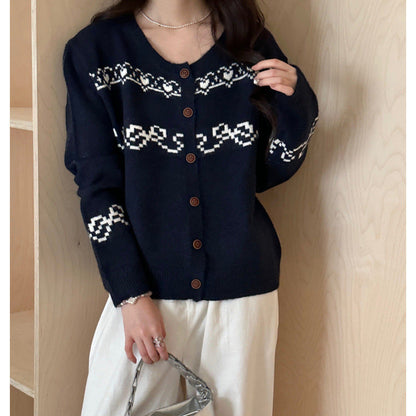 Damen Strickcardigan Traditionelle Muster Holzknöpfe Beige