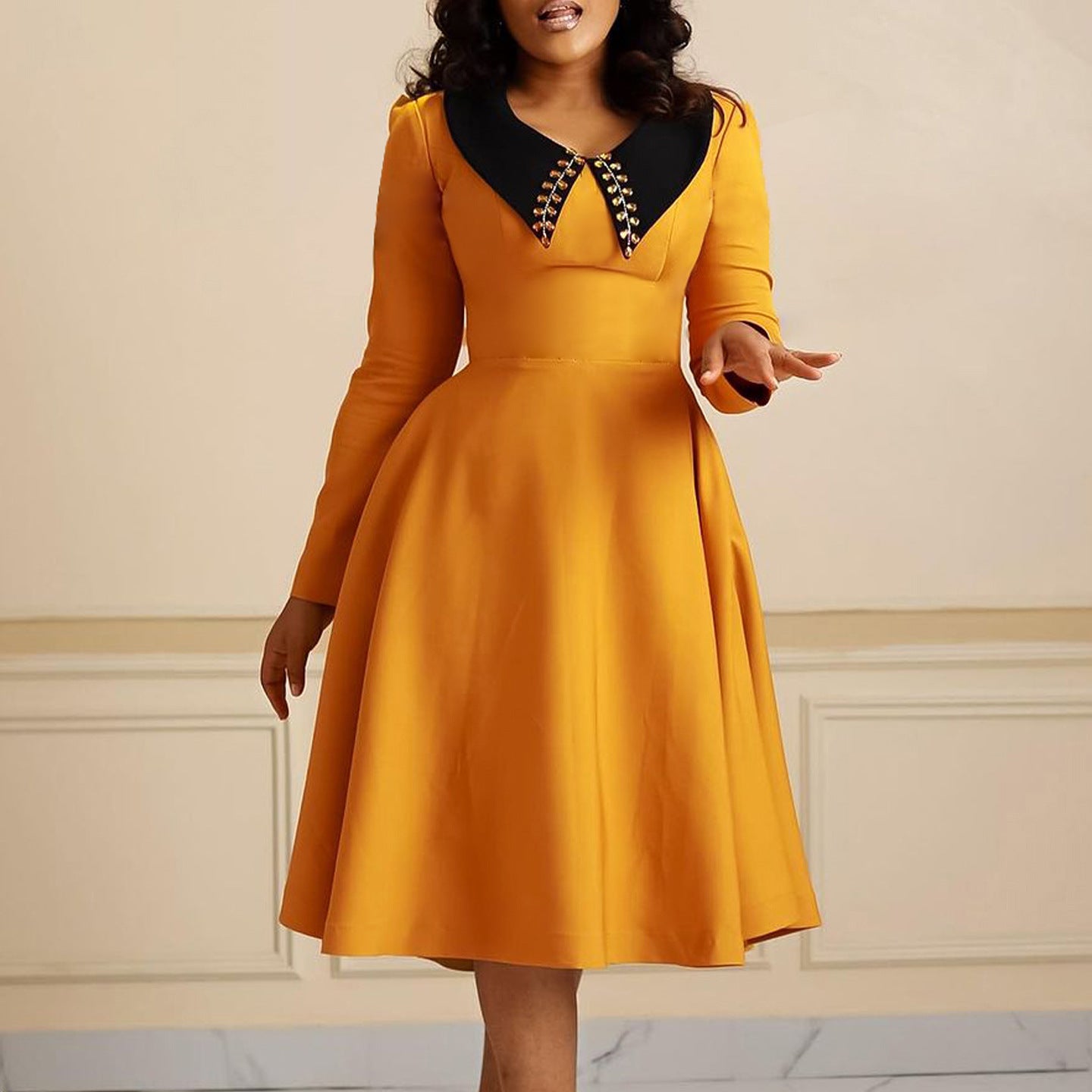 Damen Kleid mit Kragen Voluminöser Rock Norvielle - Norvielle