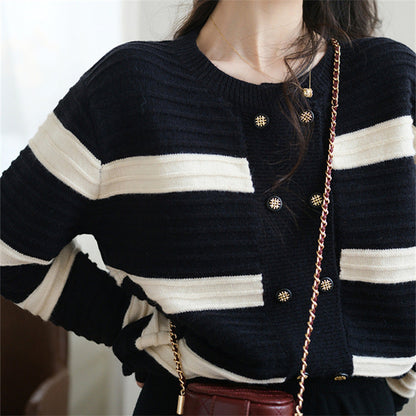 Damen Strickcardigan Streifenmuster Goldknöpfe Beige