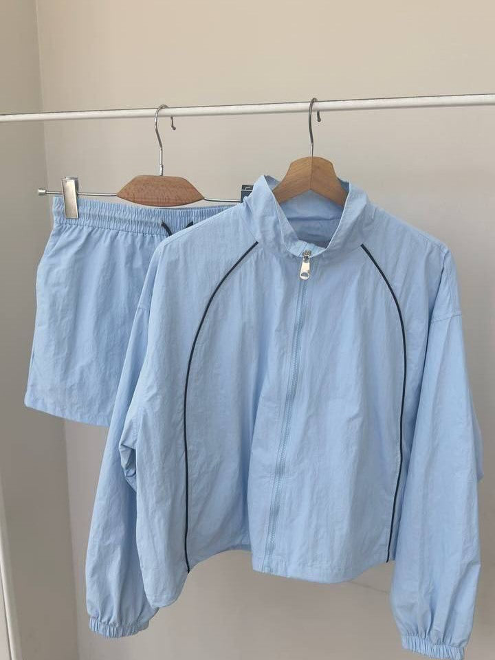 Damen Sport-Set Windbreaker Oberteil und Shorts Norvielle
