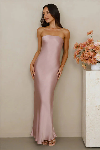 Damen Maxikleid Schulterfrei Satinoptik Norvielle