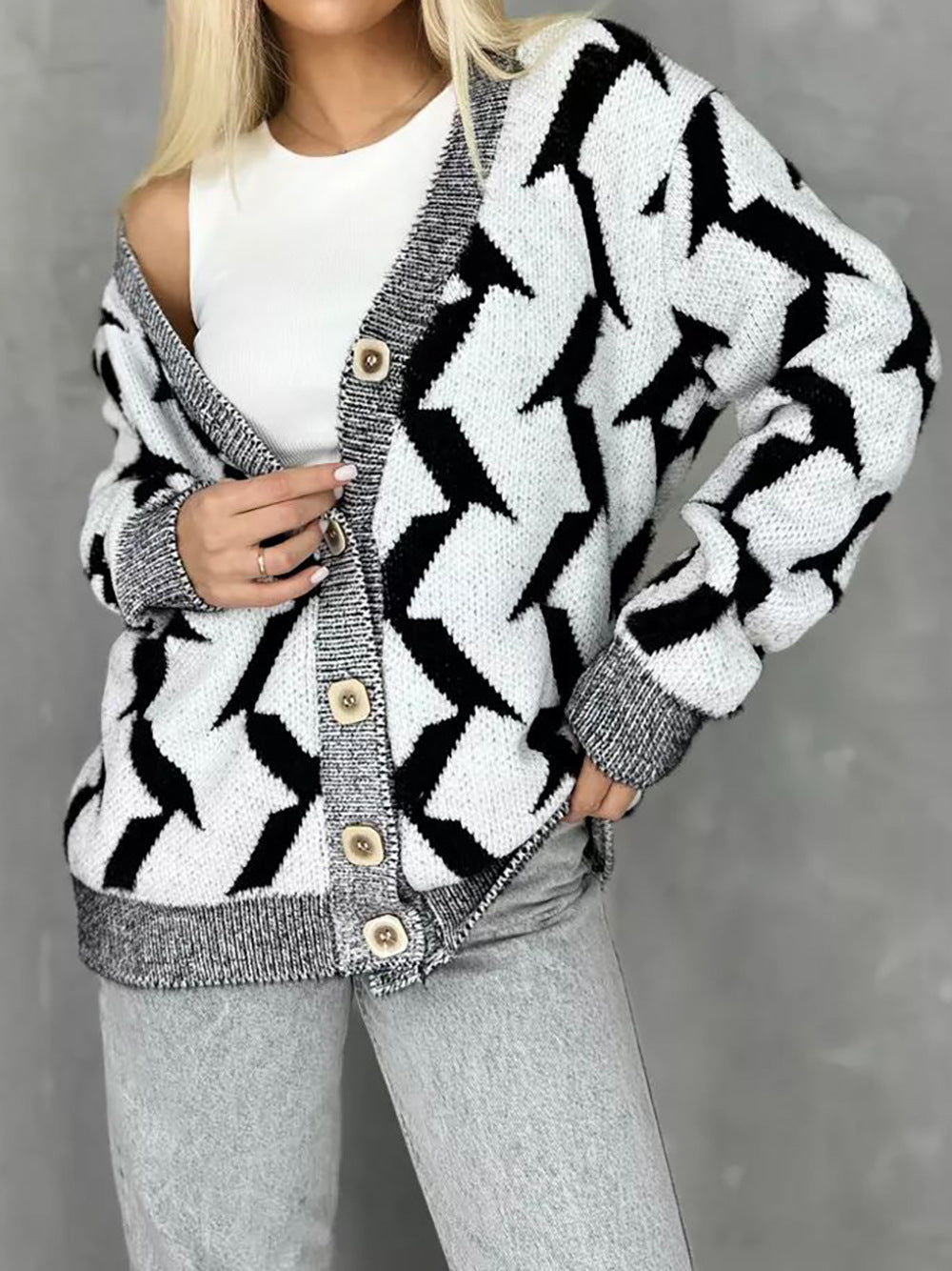 Damen Strickjacke Blitzenmuster Norvielle