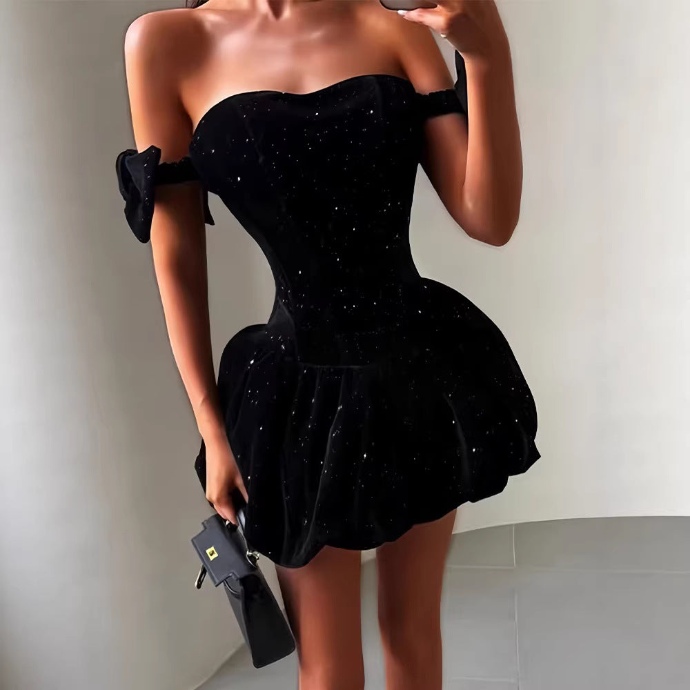 Damen Cocktailkleid Schulterfrei Glitzernd Voluminöser Rock
