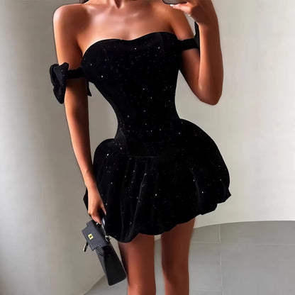 Damen Cocktailkleid Schulterfrei Glitzernd Voluminöser Rock