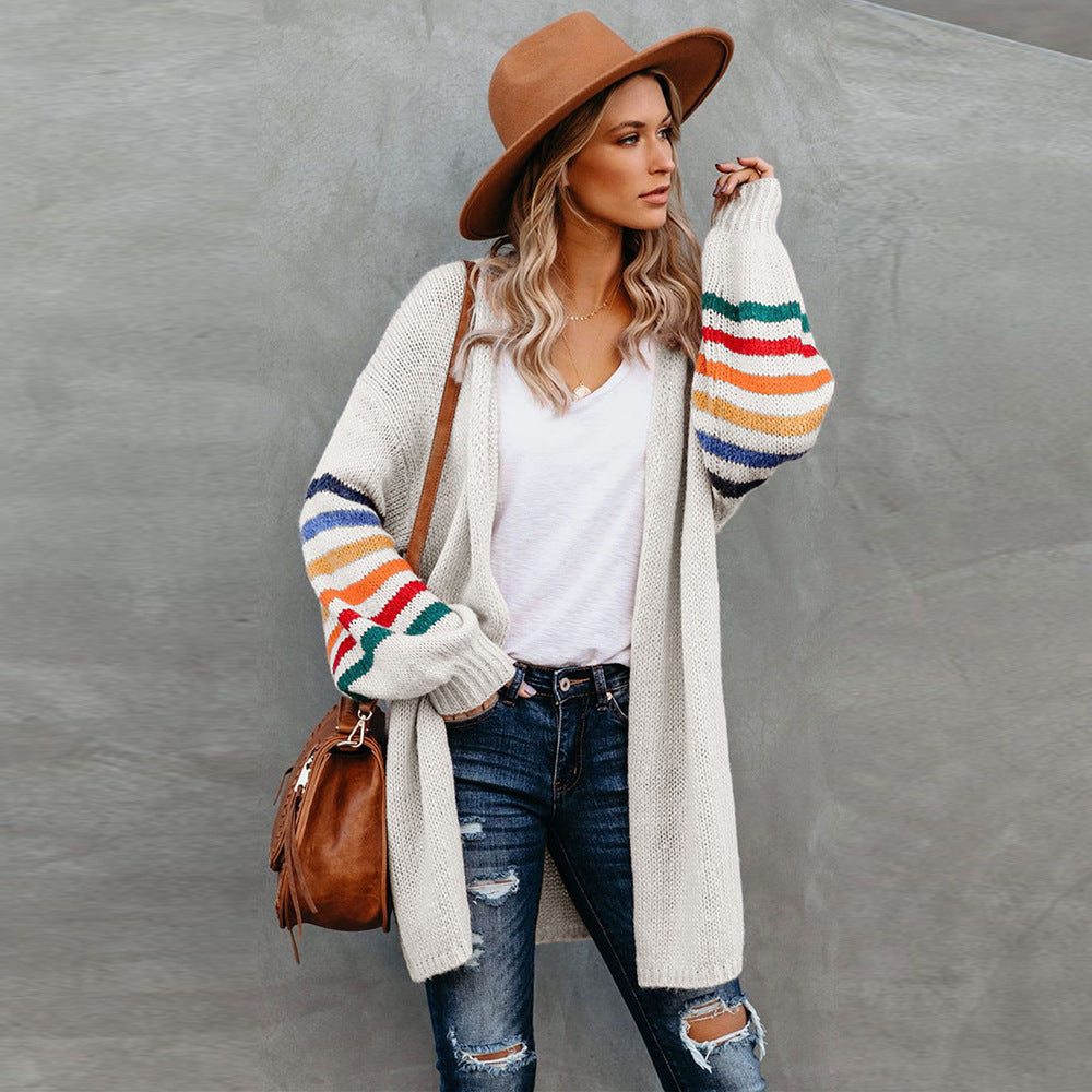 Damen Strickjacke mit farbigen Ärmeln Norvielle