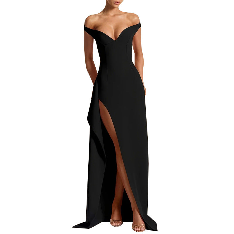 Damen Abendkleid mit tiefem Ausschnitt und seitlichem Schlitz