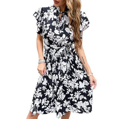 Damen Blumenkleid Rüschendetails Bindegürtel Norvielle