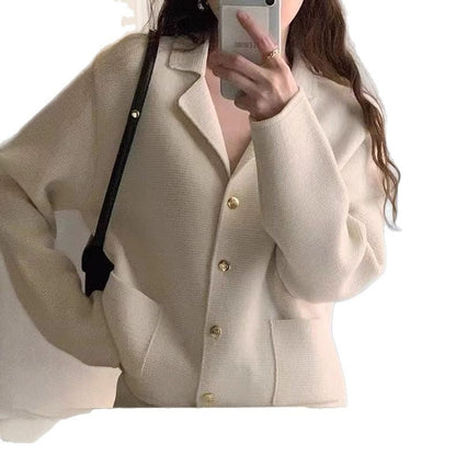 Damen Bouclé-Jacke Goldknöpfe Beige