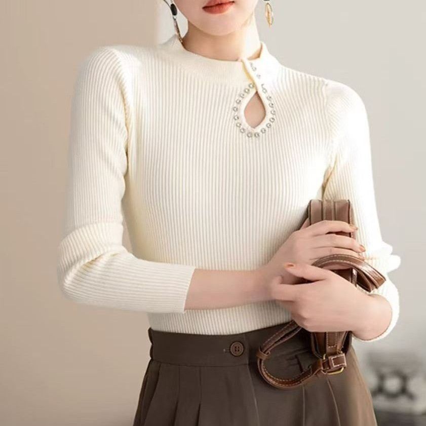 Damen Langarmshirt Eleganter Ausschnitt Schmuckdetails Norvielle