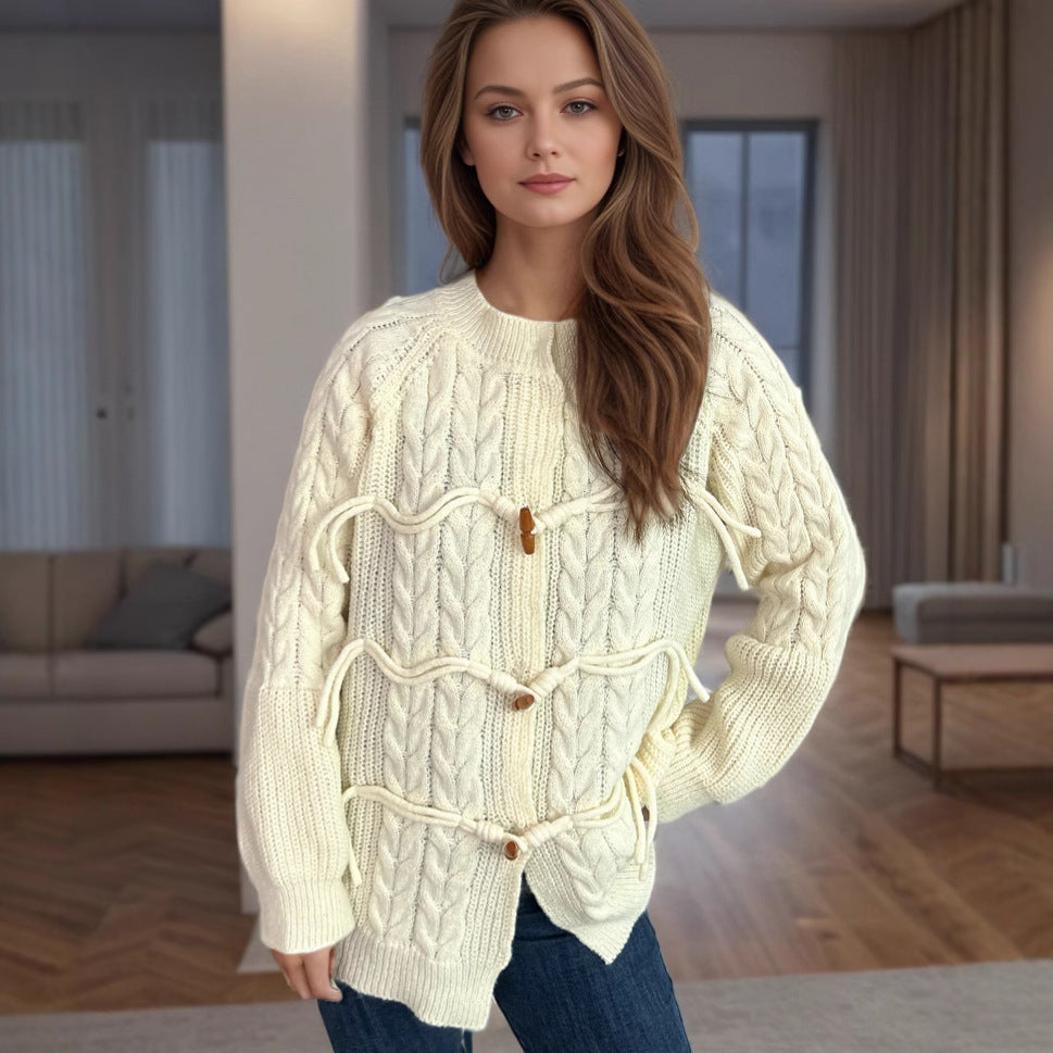 Damen Grobstrickjacke Norvielle mit Kordelzug und Holzknöpfen