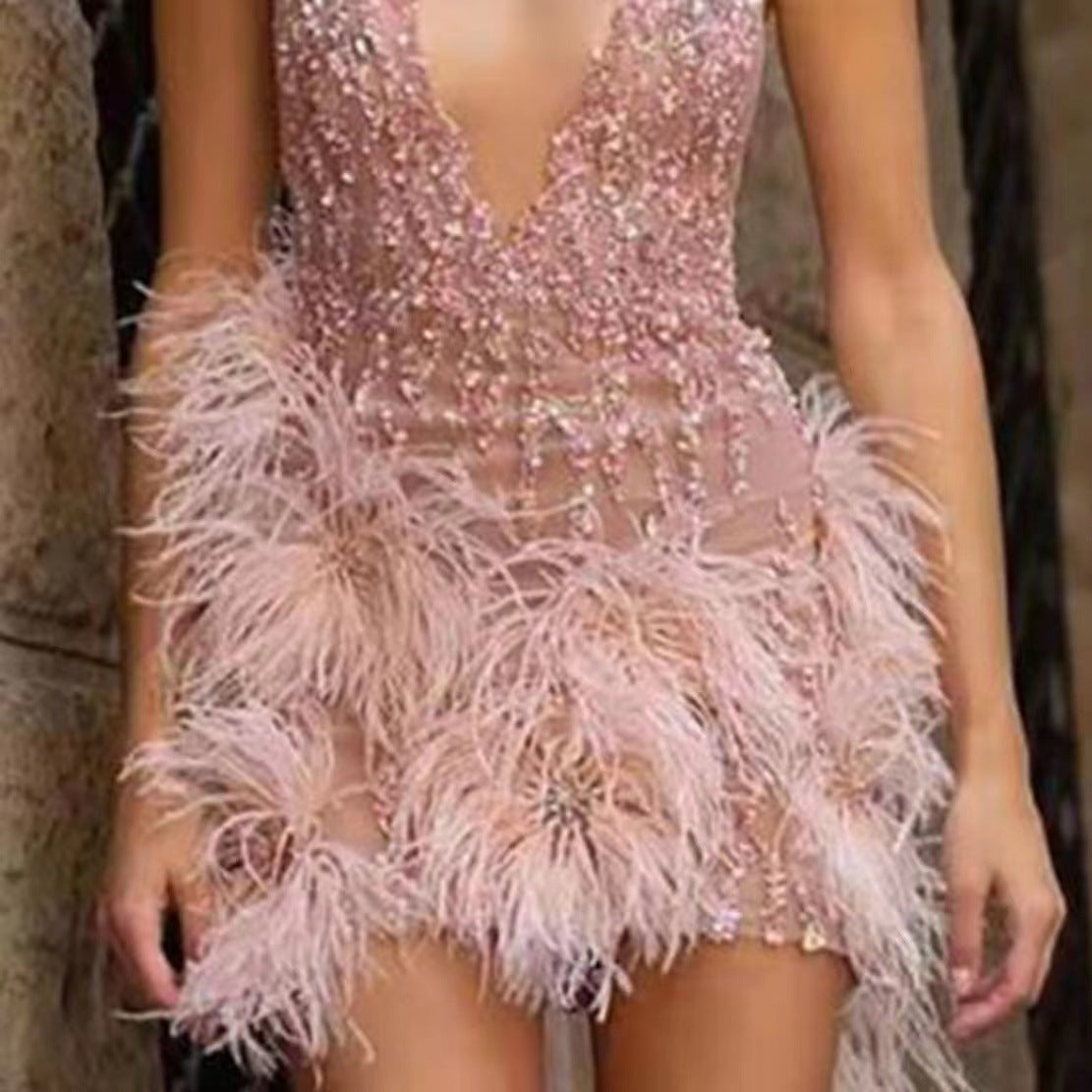 Damen Partykleid Paillettenbesatz Federdetails