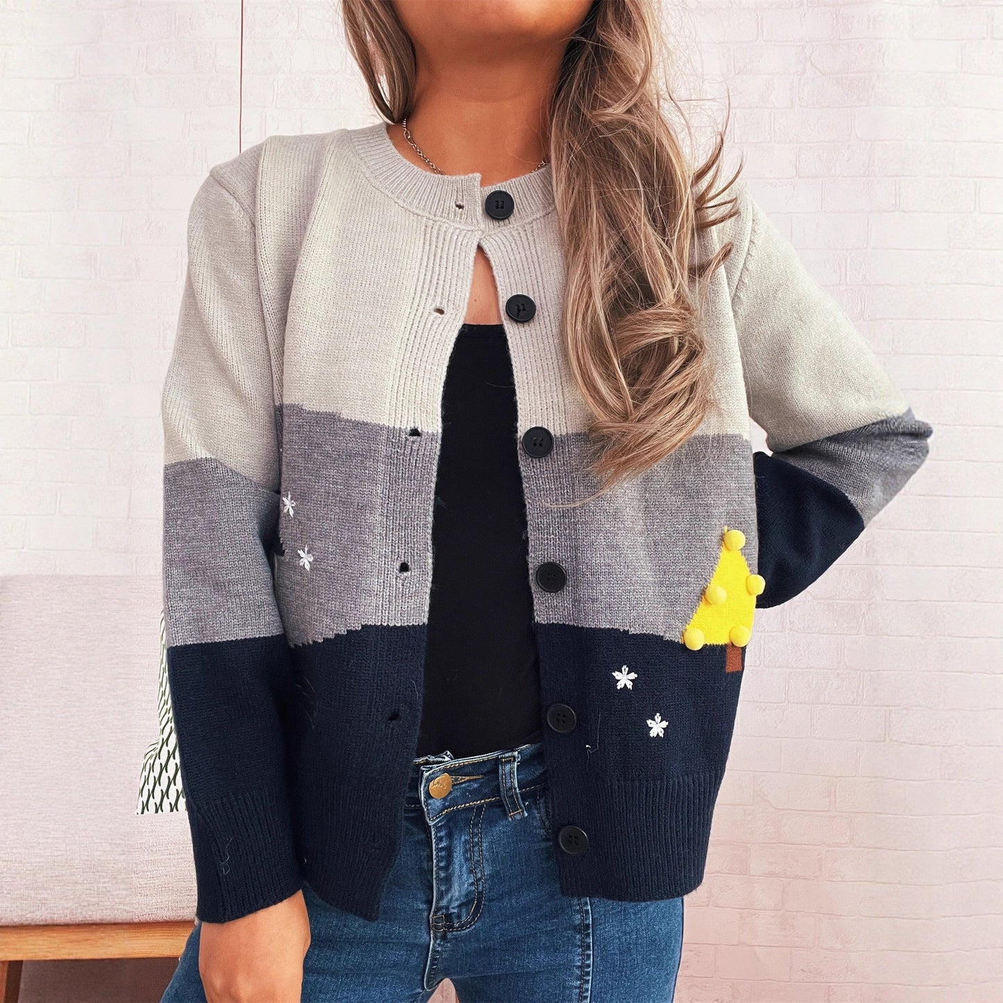 Damen Strickjacke mit Applikationen Norvielle