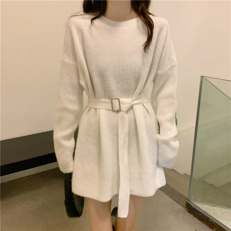Damen Strickkleid mit Taillengürtel und feiner Ribstruktur