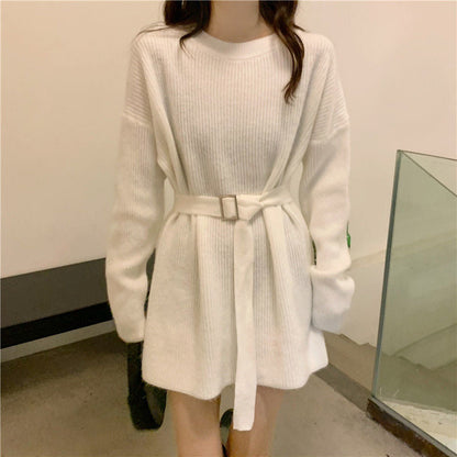 Damen Strickkleid mit Taillengürtel und feiner Ribstruktur