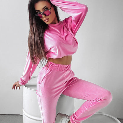 Damen Sport-Set Cropped Oberteil und bequeme Hose Norvielle