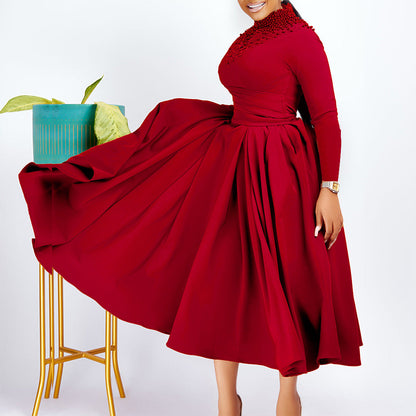 Damen Maxikleid mit Perlenverzierung Tailliert