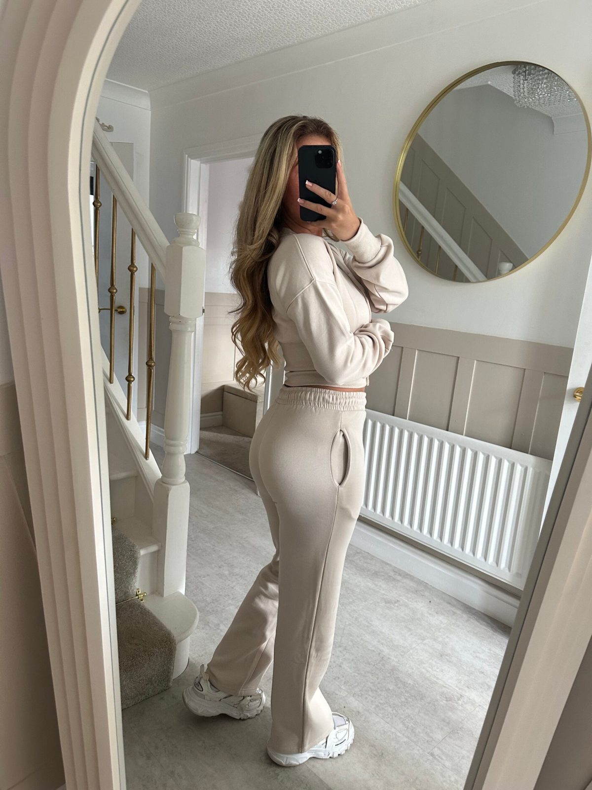Damen Sweat-Kombi Elastischer Bund Mit Knöpfen Beige