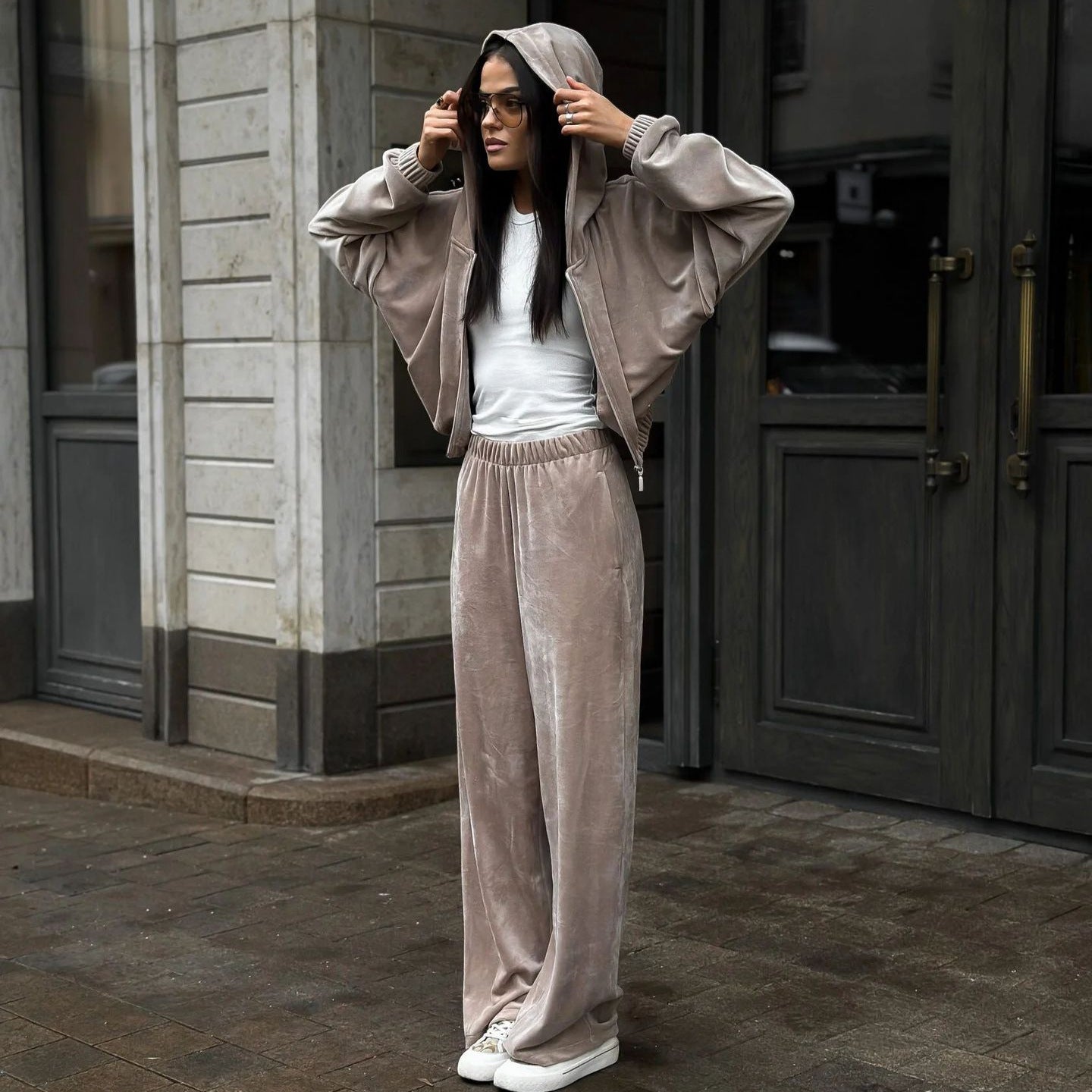 Damen Fleece-Jogginganzug mit hohem Kragen und weiten Ärmeln Norvielle - Norvielle