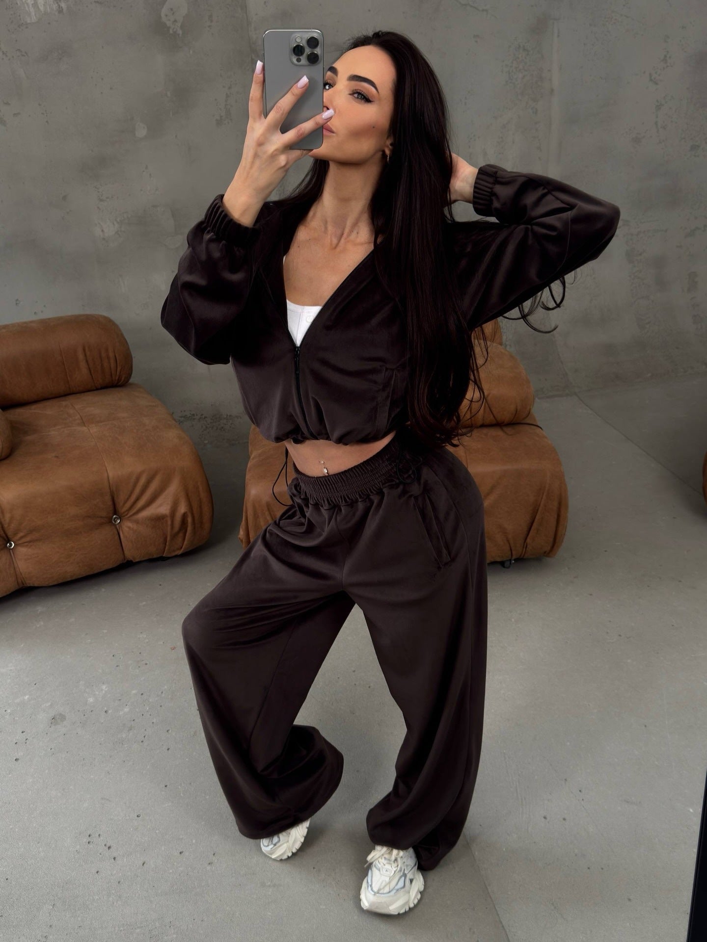 Damen Velours-Loungewear-Anzug Cropped Oberteil Weite Hose Norvielle