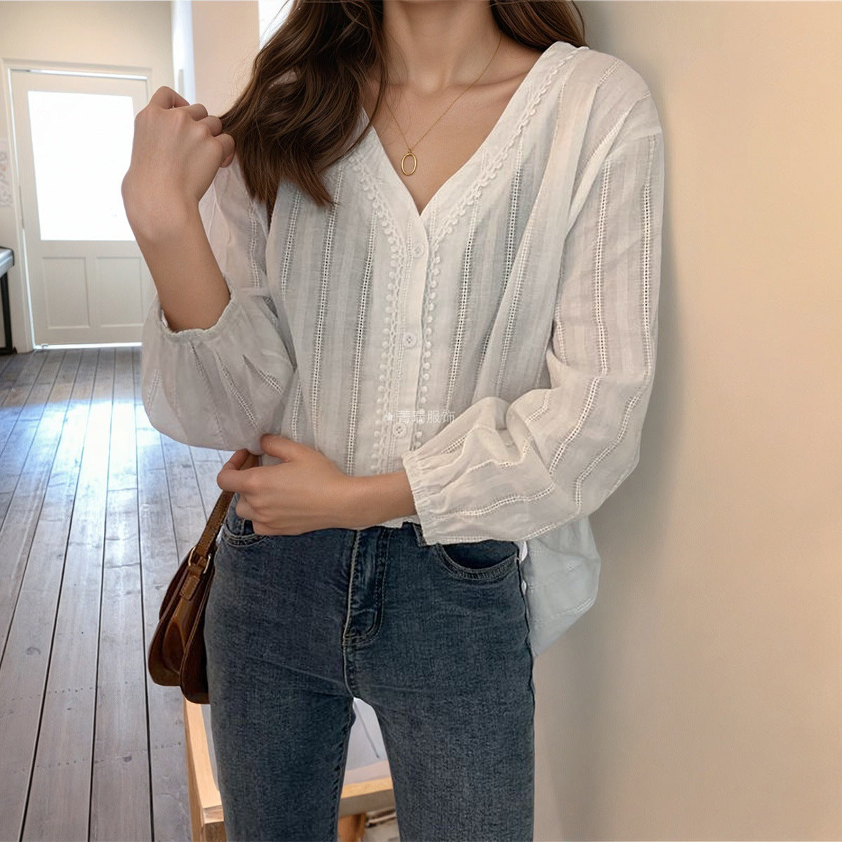Damen Bluse aus Leinen mit Knöpfen Elegant Beige