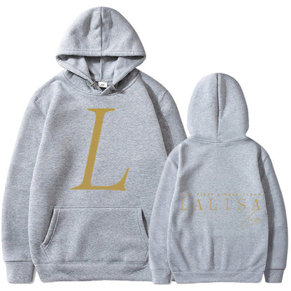 Damen Kapuzensweater mit Initialen-Print und Kängurutasche Norvielle