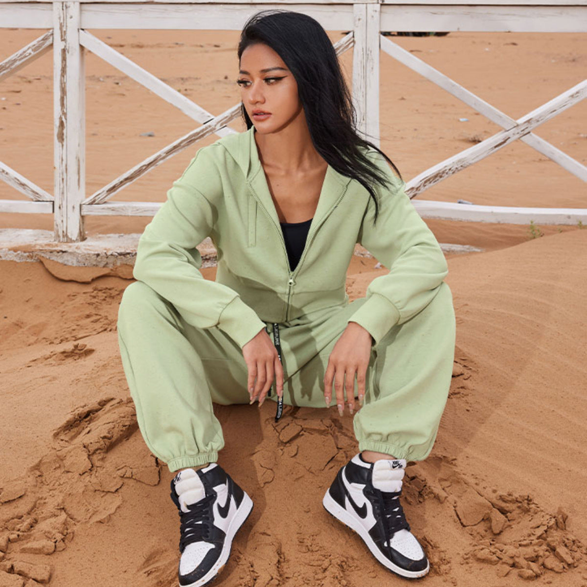Damen Freizeit-Set Cropped Kapuzenjacke lockerer Hose Norvielle