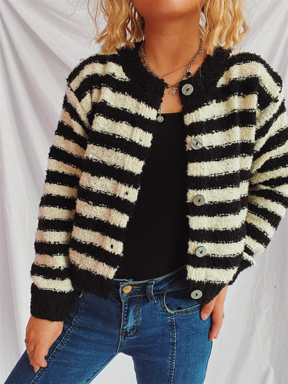 Damen Strickjacke Kuschelig Streifenmuster Knöpfe Beige