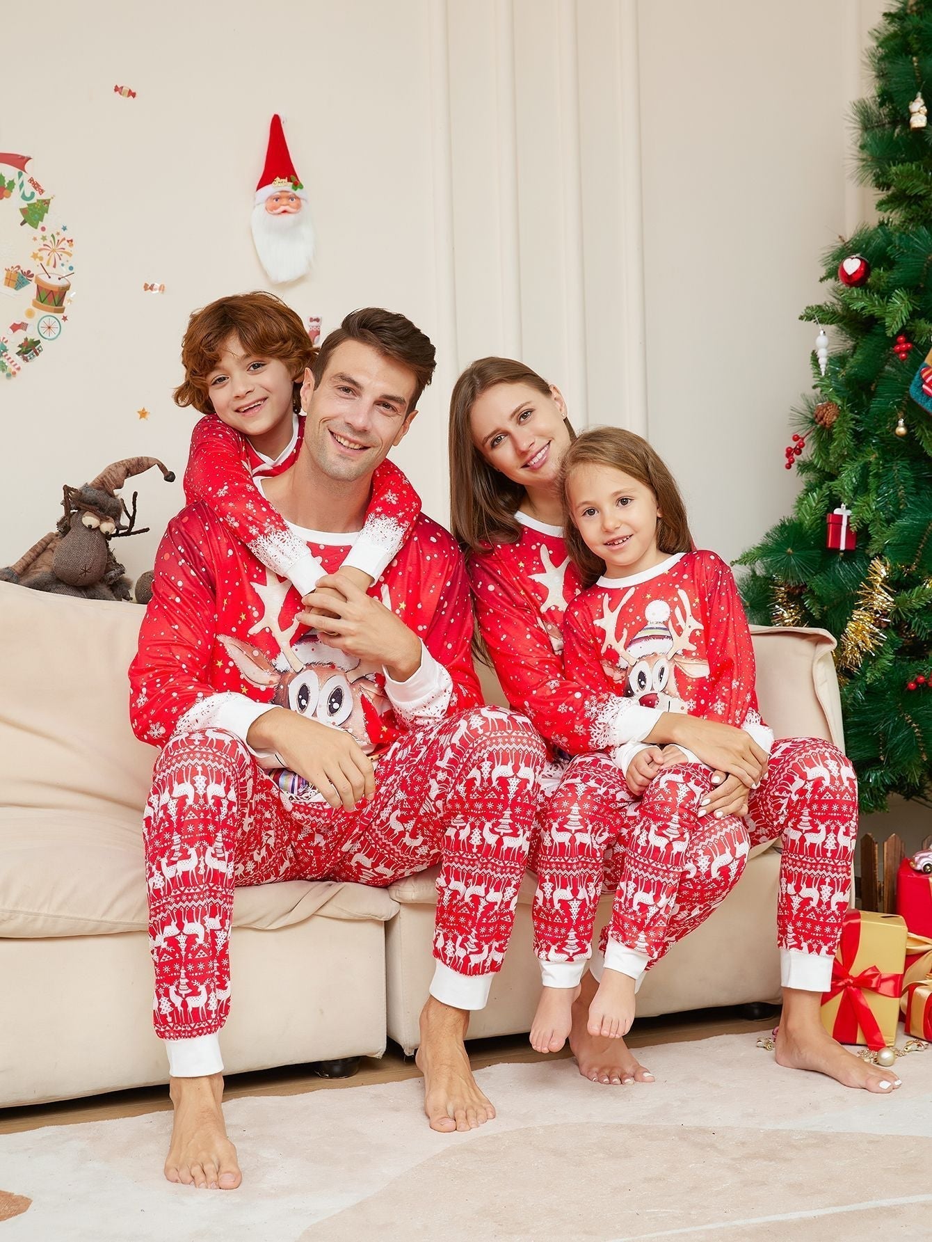 Weihnachtspyjama Set Familie mit Hundepyjama