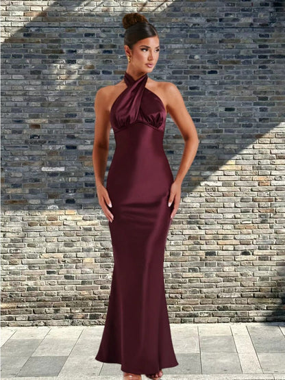 Damen Abendkleid Elegantes Halterneck Figurschmeichelnd Norvielle