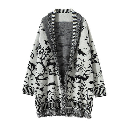 Damen Strickjacke mit Grafikmuster und Fransen