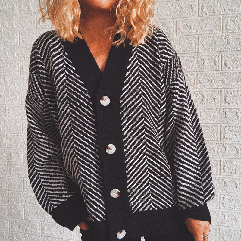Damen Strickjacke Chevron Muster Knopfverschluss Norvielle