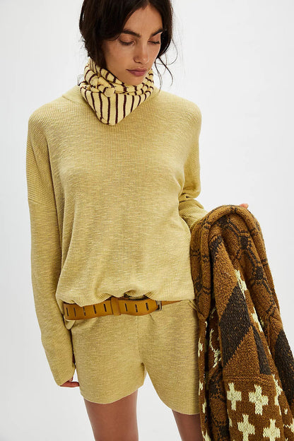 Damen Oversized Strick-Set Pullover und kurze Hosen