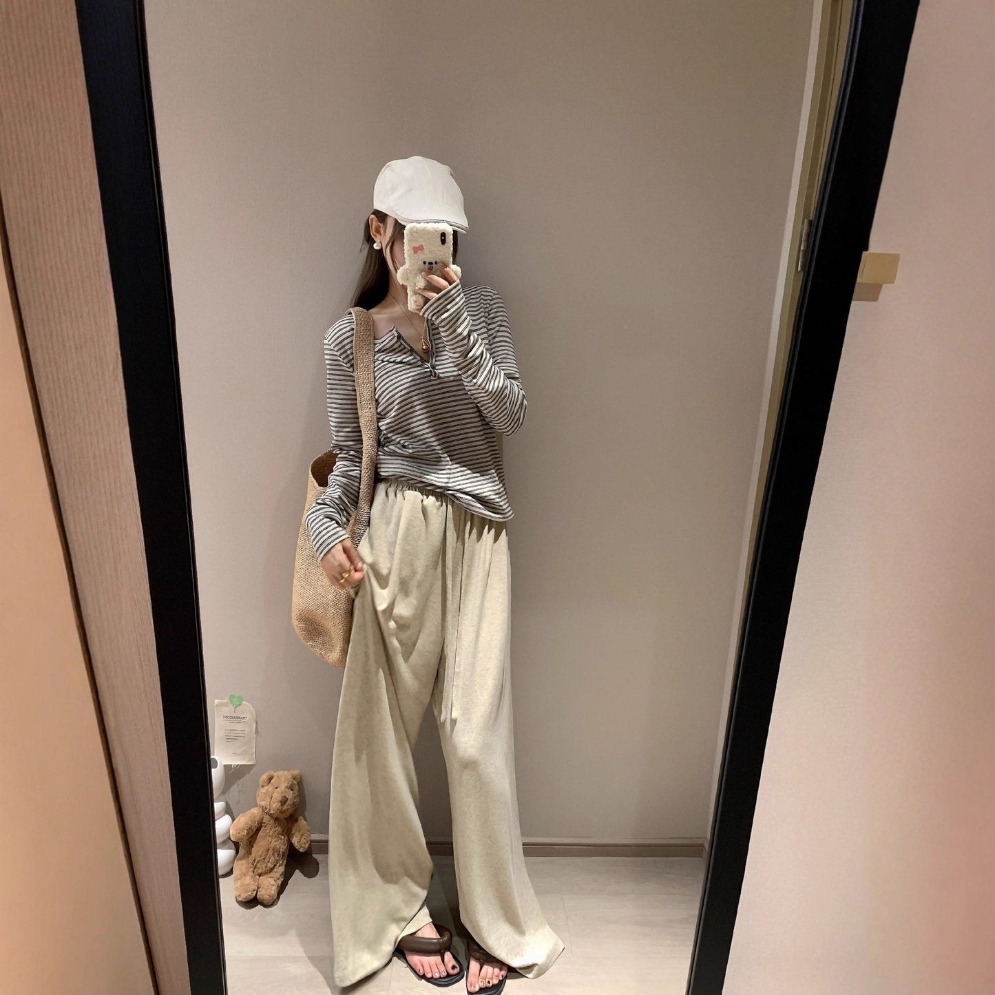 Damen Langarmshirt Streifenmuster Knopfdesign Weiß