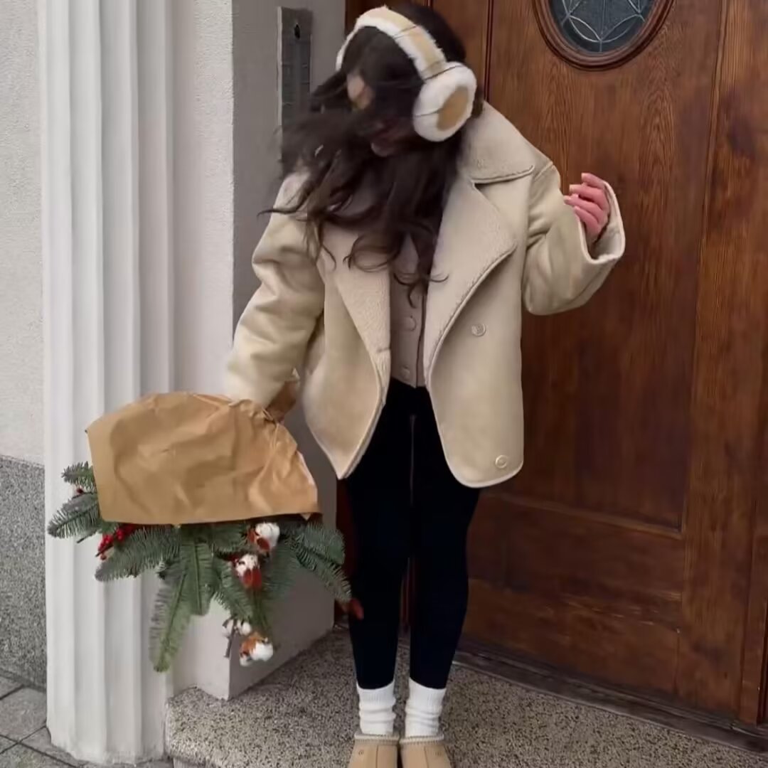 Damen Kuscheljacke Kunstfellkragen Norvielle