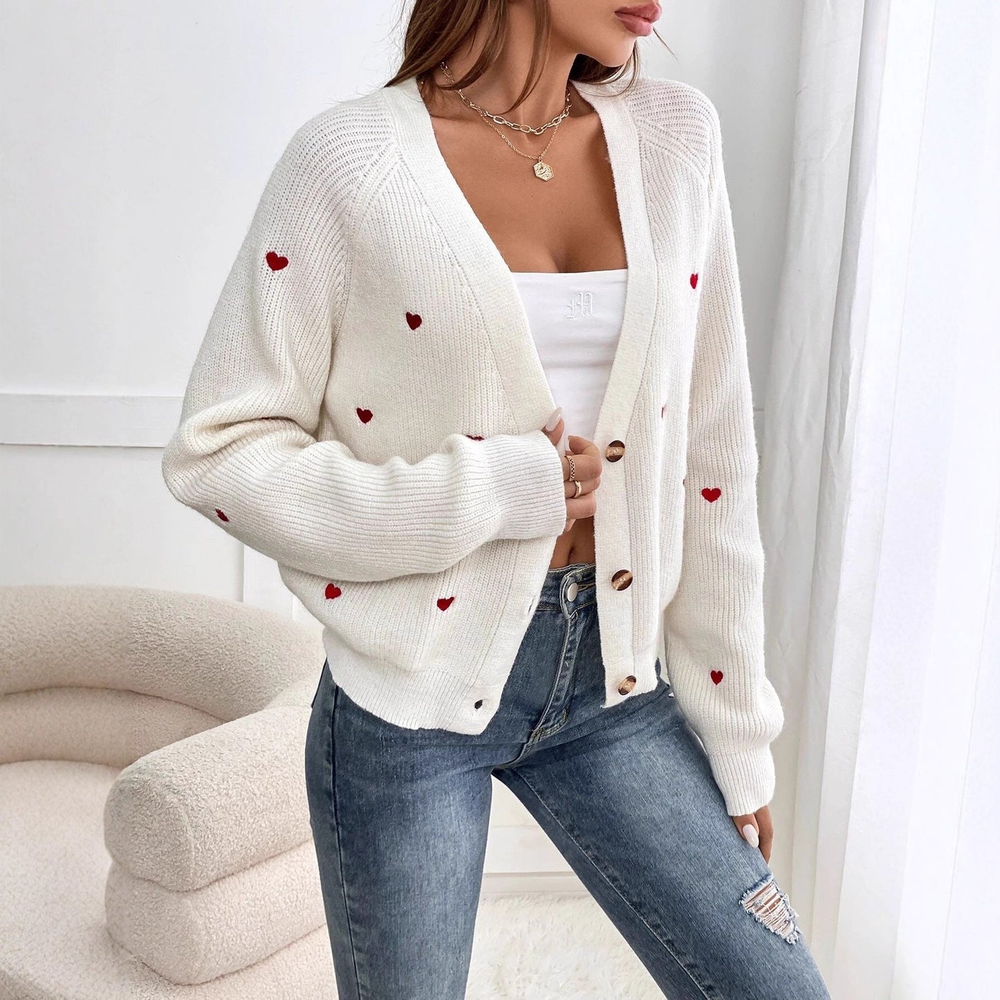 Damen Strickjacke mit Herzapplikationen und Knöpfen Norvielle