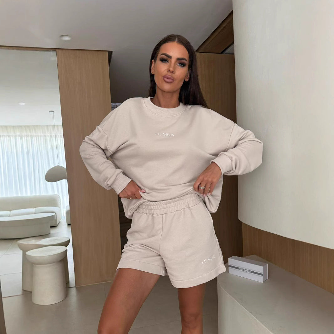 Damen Freizeit-Set Oversized Sweatshirt und bequeme Shorts Norvielle