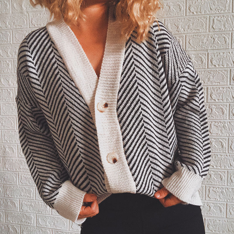 Damen Strickjacke Chevron Muster Knopfverschluss Norvielle