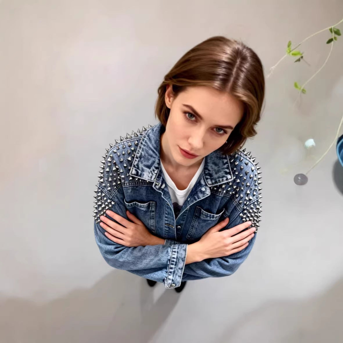 Damen Denimjacke Nietenverzierungen