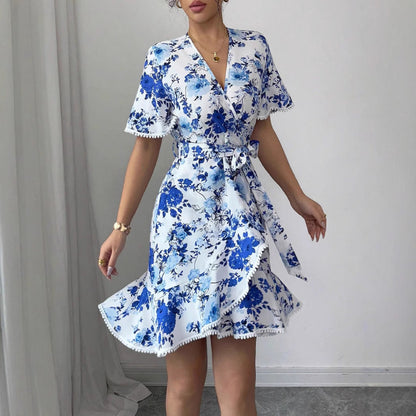 Damen Wickelkleid mit Rüschendetails und Taillengürtel Floralmuster