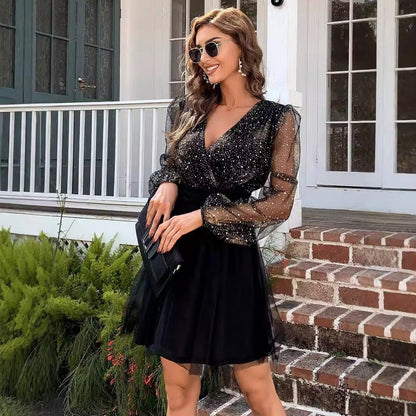 Damen Cocktailkleid Glitzerndes Oberteil Transparente Ärmel Norvielle