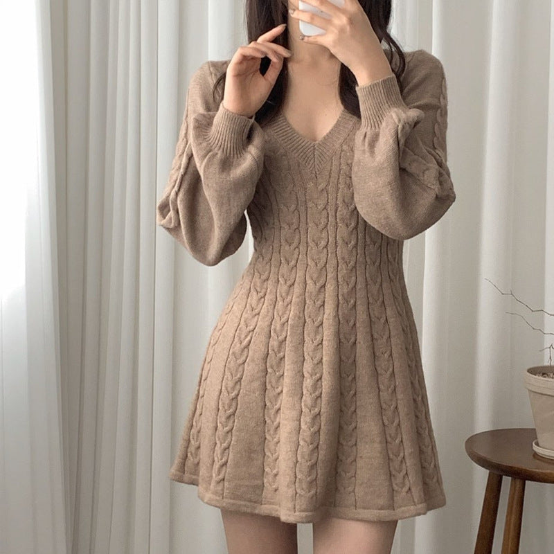 Damen Strickkleid V-Ausschnitt Zopfmuster Norvielle