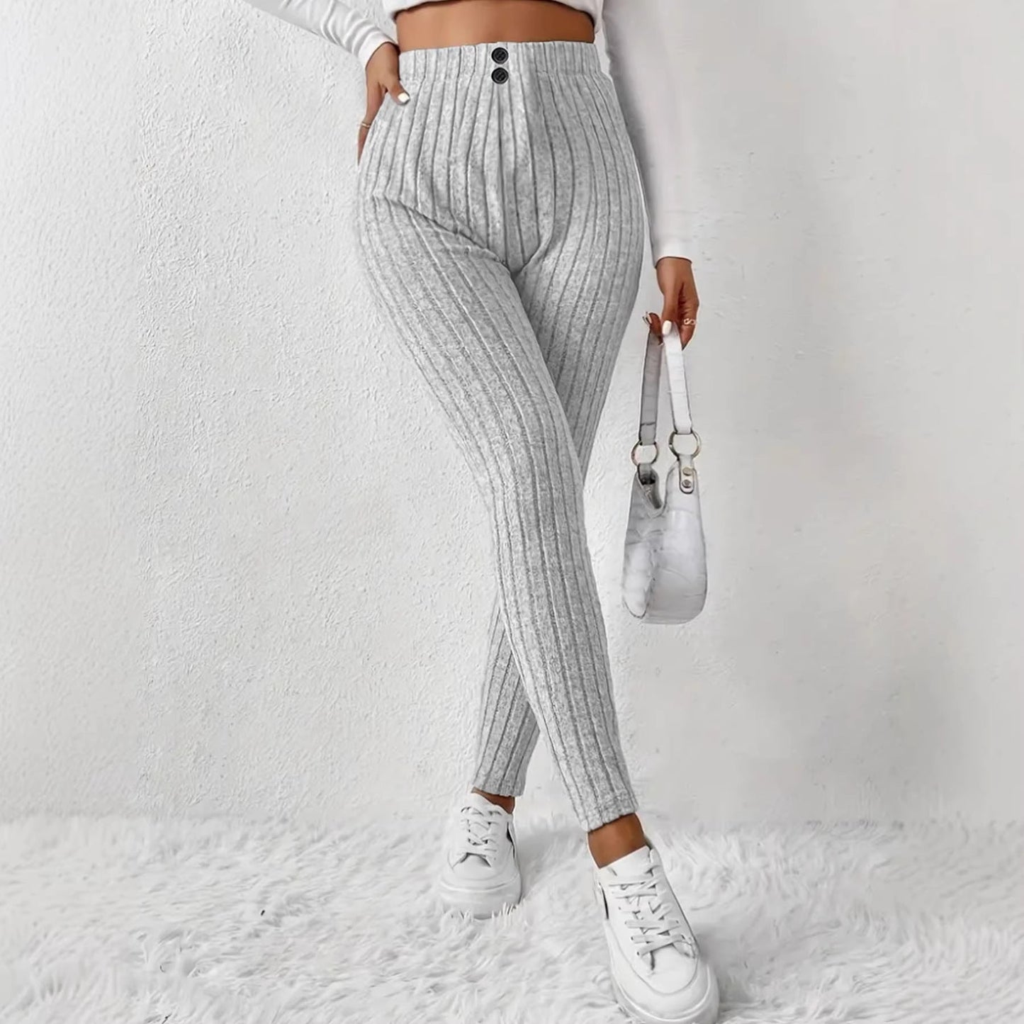 Damen Hochtaillierte Rippstrickleggings Norvielle wird zu:
Norvielle - Norvielle