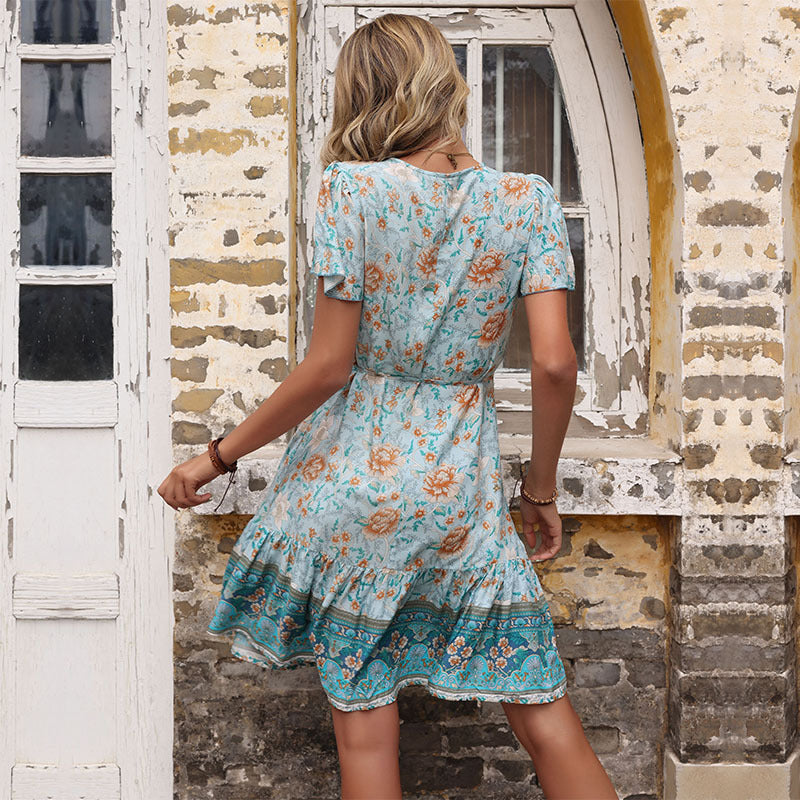 Damen Wickelkleid Florales Design Rüschensaum Norvielle