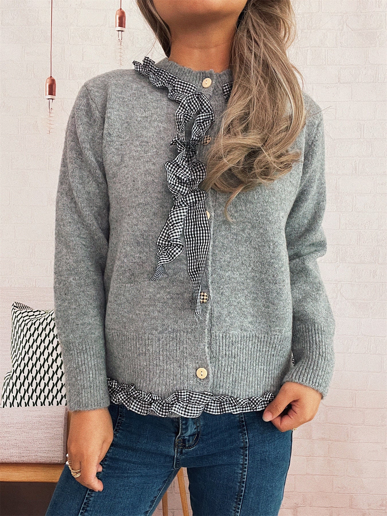 Damen Strickjacke Karomuster Rüschen Norvielle