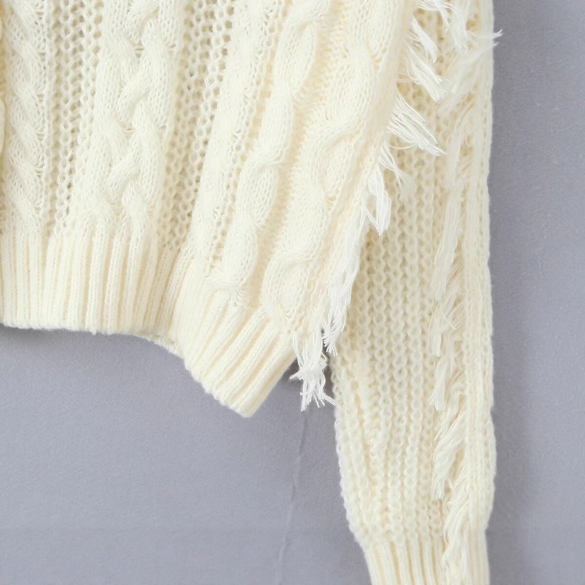 Damen Grobstrickpullover V-Ausschnitt Fransen Norvielle